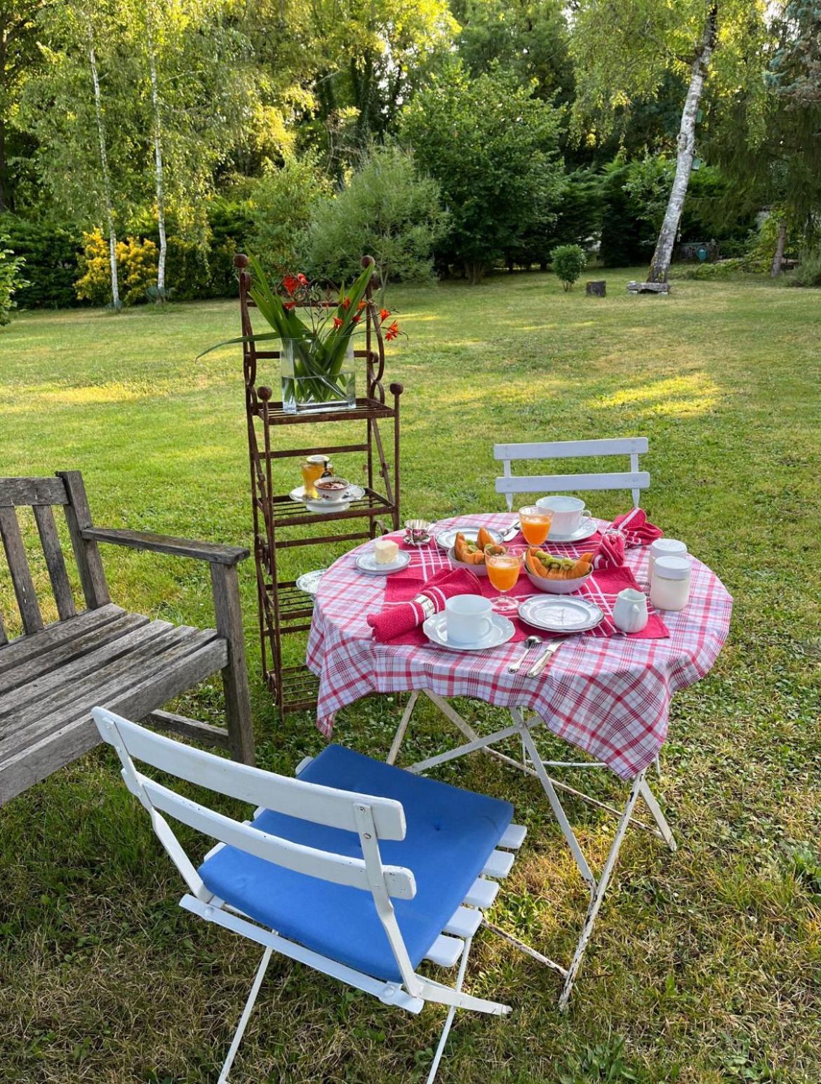 La Laiterie Du Logis Bed & Breakfast Chaniers Eksteriør bilde
